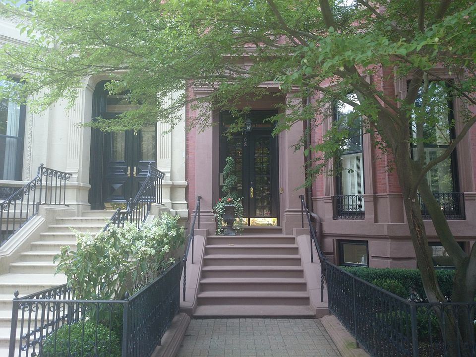 2nd image of 68 Commonwealth Ave APT 2
