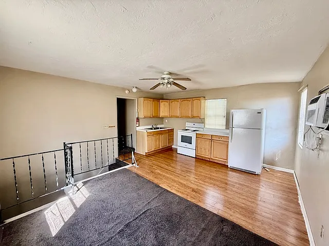 Building Photo - 119 N Orange Ave #3UNITS-1-3