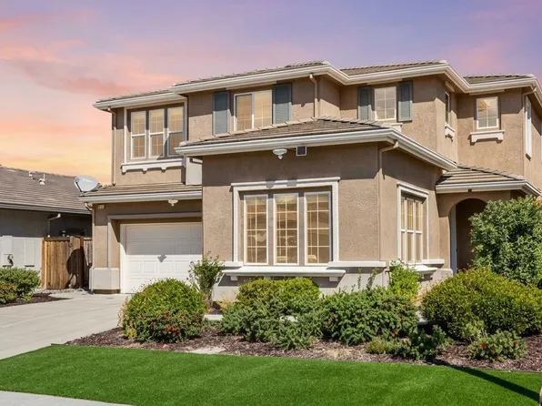 9629 Cabernet Ct, Patterson, CA 95363