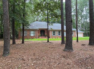 12 Grand Bayou Cir, Hattiesburg, MS 39402