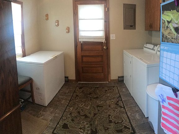 Laundry /mud room 