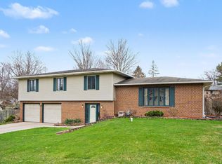 51043 Shady Ln, Elkhart, IN