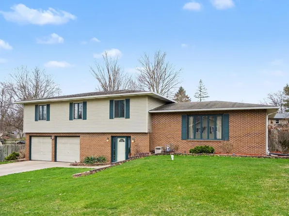 51043 Shady Ln, Elkhart, IN 46514