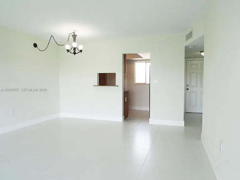 7701 SW 88th St #B322 — Photo 4