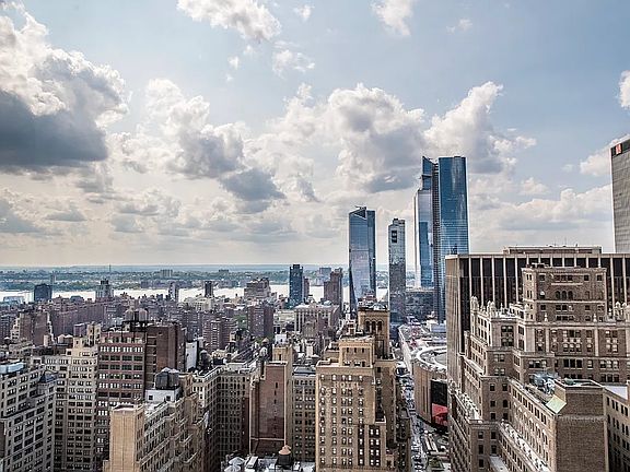 5th image of 100 W 31st St APT 41A