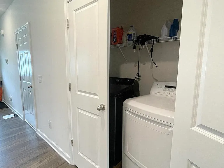 212 Timber Wood Dr — Photo 6