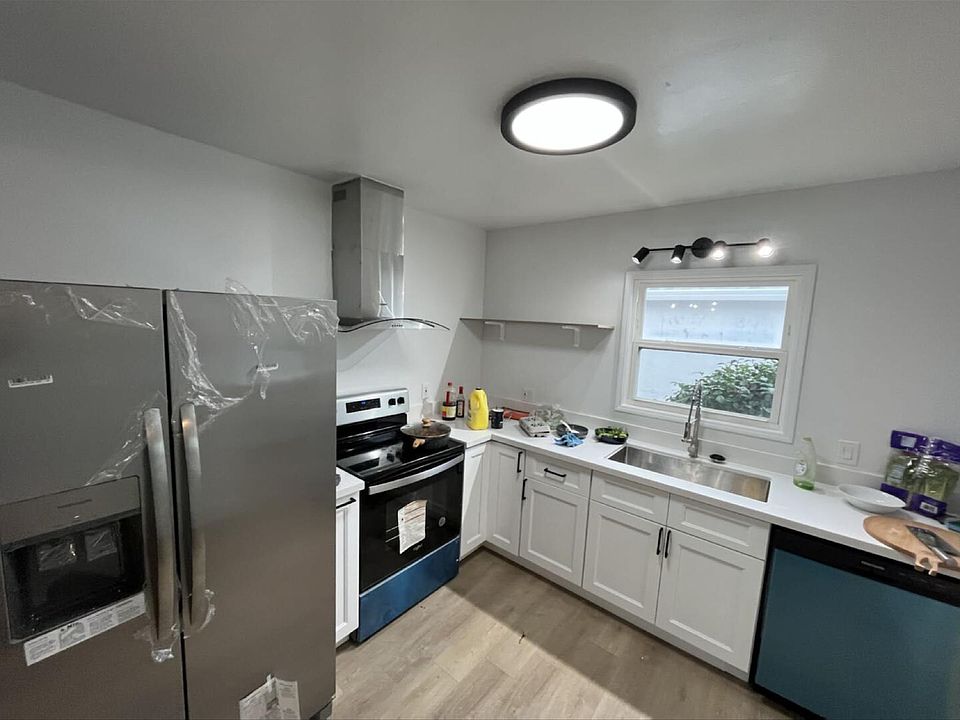 1st image of 1260 S Crescent Ave