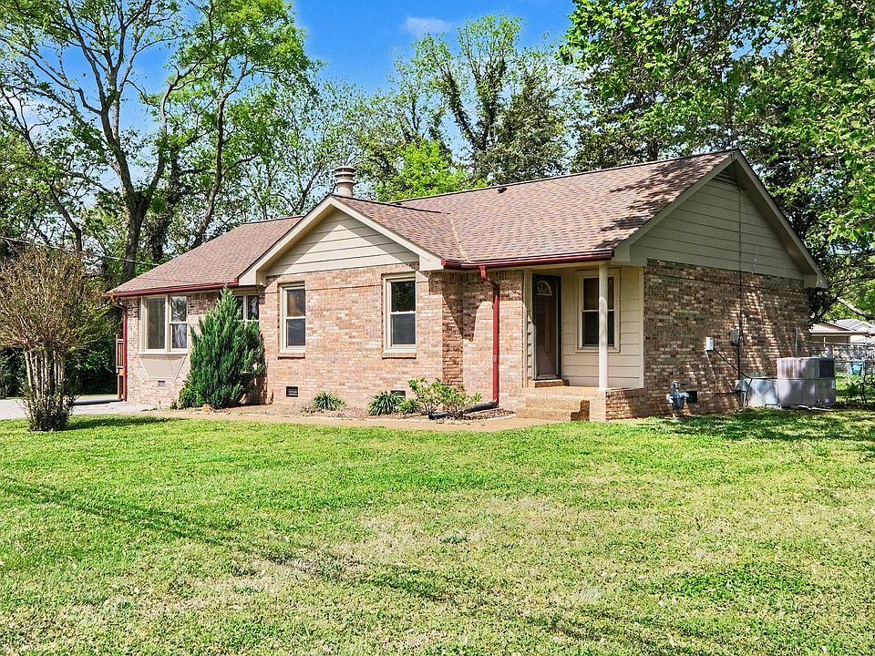 1st image of 815 Stonebrook Blvd