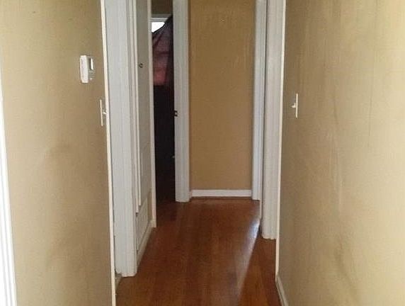 4th image of 1125 Beth Manor Dr