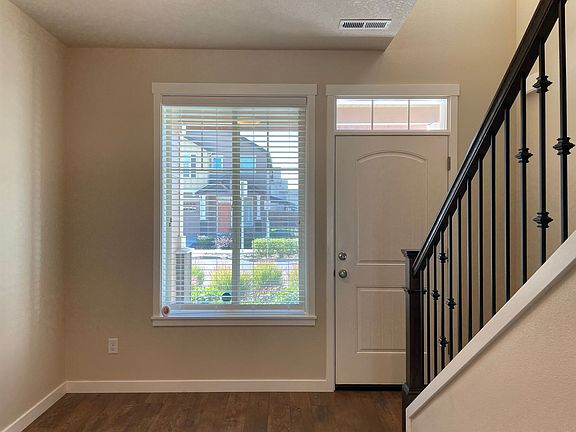 2nd image of 5907-5917 NE 58th Ave #5915