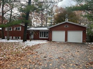 224 Park Ave, East Gwillimbury, ON L9N1J9