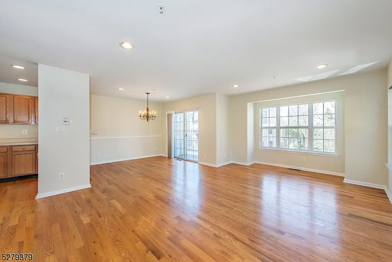 2 bed, 2.5 bath, $3,600 — Photo 4