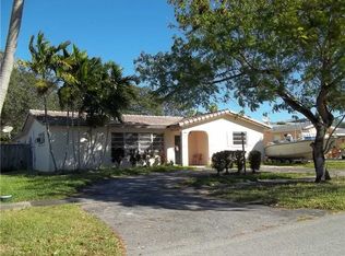 4401 Thomas St, Hollywood, FL 33021