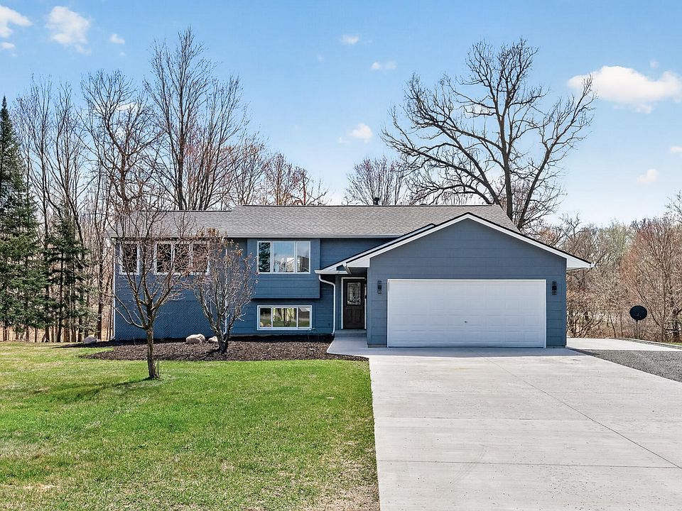1st image of 2636 226th Ln NE
