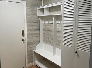 2800 Hillsboro Ave N APT 105, New Hope, MN 55427