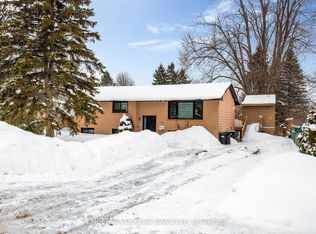 206 Yeates Ave, Barrie, ON L4N 4C6