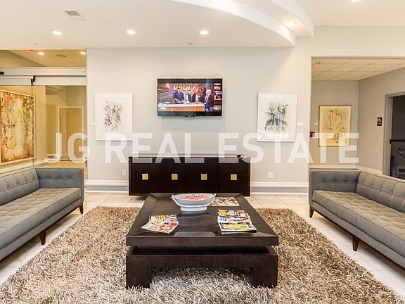 4th image of 800 N Delaware Ave APT 214