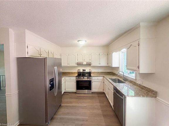 3rd image of 3622 Westfield St