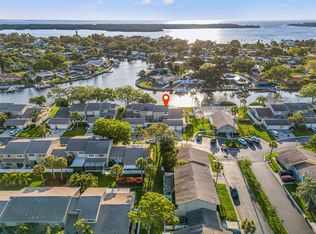 6447 Cape Hatteras Way NE APT 3, Saint Petersburg, FL 33702