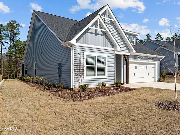 3rd image of 207 Rough Ridge Trail #13