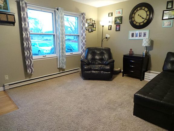 4th image of 805 Eastgate Dr
