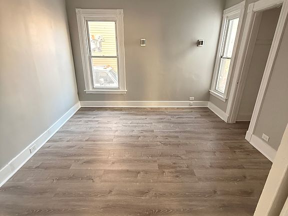5th image of 58 Derby Ave #1