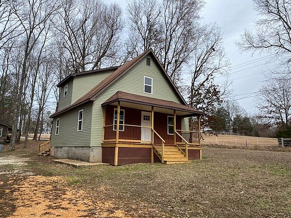 2nd image of 10 Greenmeadow Dr