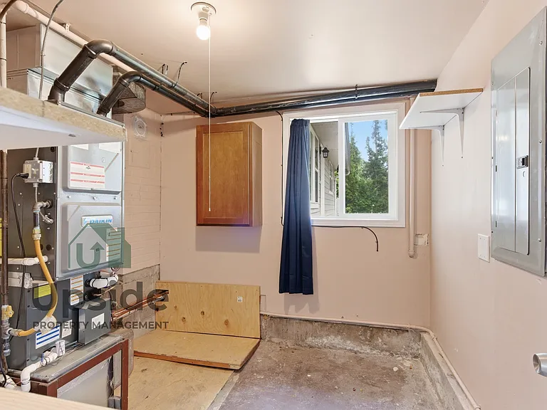 8719 E Valleyway Ave — Photo 32