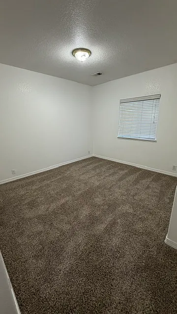 2 bed, 950 sqft, $1,800 — Photo 3