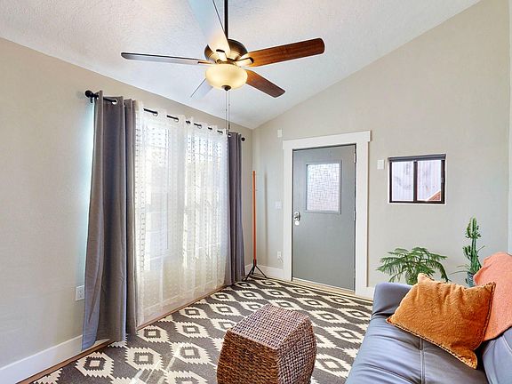 5th image of 3110 Monte Vista Blvd NE Unit B