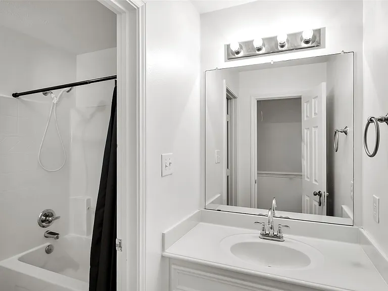 1719 Redwing Bluff Dr — Photo 24
