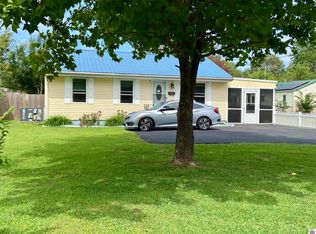 3113 Schneidman Rd, Paducah, KY 42003