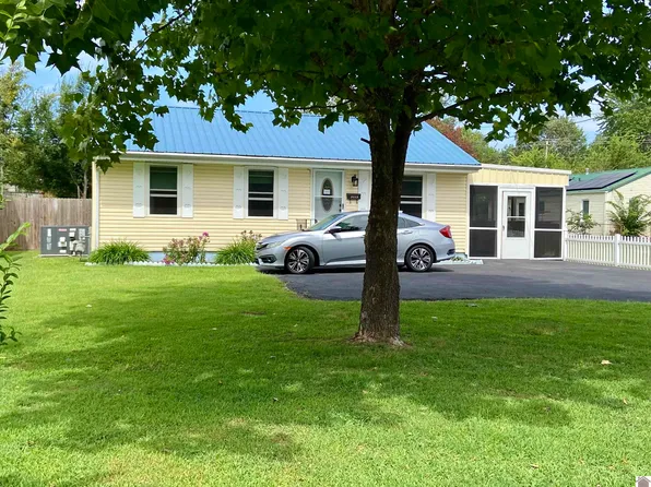 3113 Schneidman Rd, Paducah, KY 42003