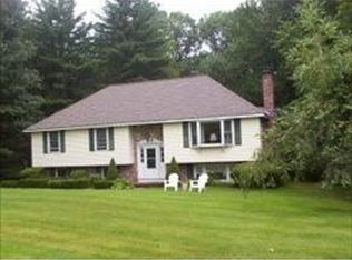 219 Oak Ridge Rd, Plaistow, NH 03865