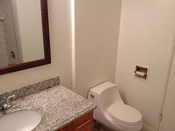 5th image of 622 N Lyall Ave