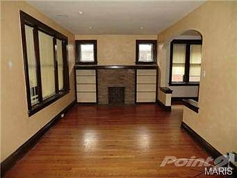 3rd image of 5415 Grace Ave