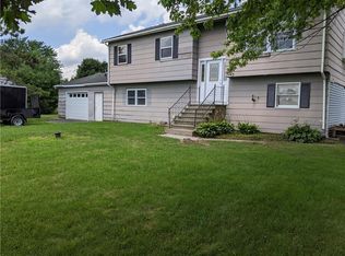 8243 Westphal Pkwy, Lyons, NY 14489