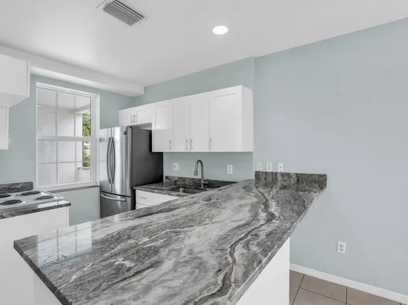 160 Palm St #300, Marco Island, FL 34145
