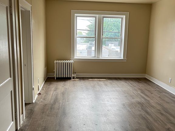 2nd image of 159 Jacoby St APT 12