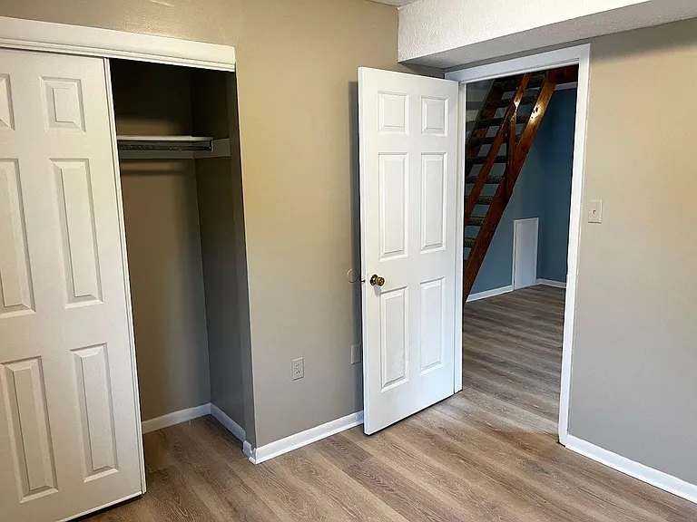Market Village Apartments - In the Heart of White Oak — Photo 6