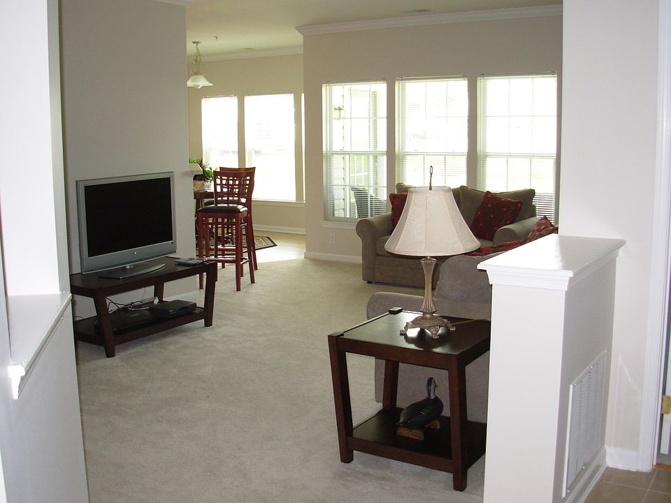 1st image of 204 Secretariat Dr Unit B