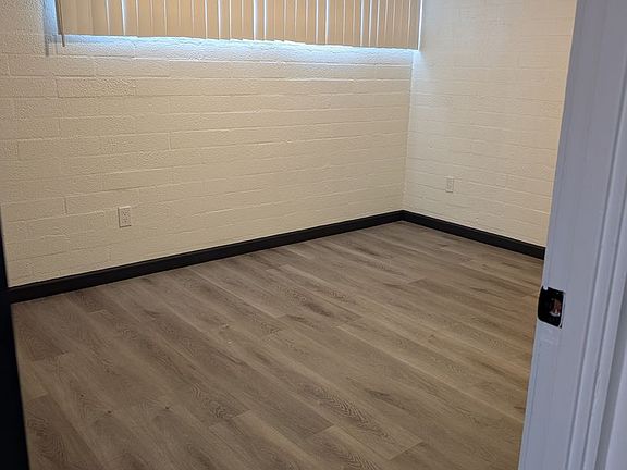 3rd image of 1215 W Roger Rd #1201-03