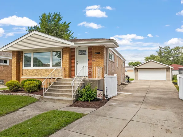 4858 Wick Dr, Oak Lawn, IL 60453