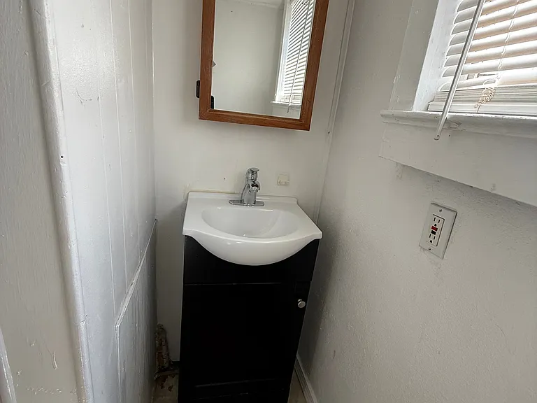 211 W Chisum Ave #5 — Photo 11