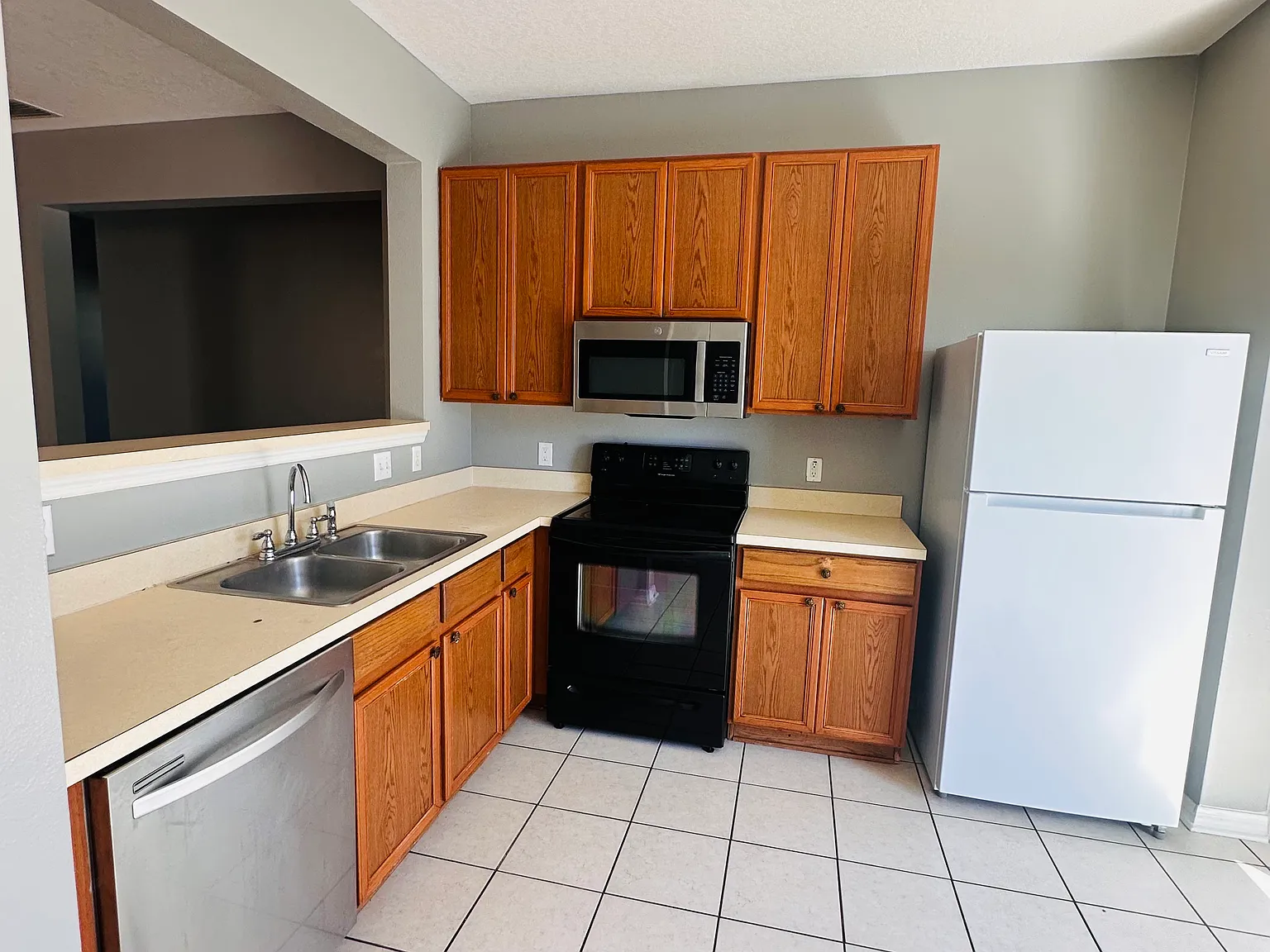 12126 Fern Haven Ave — Photo 3