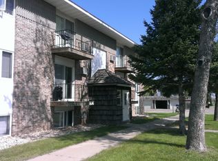 904 Hackberry Dr #3, Marshall, MN 56258