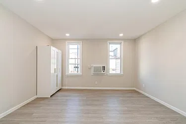 40 Beacon Avenue, #4