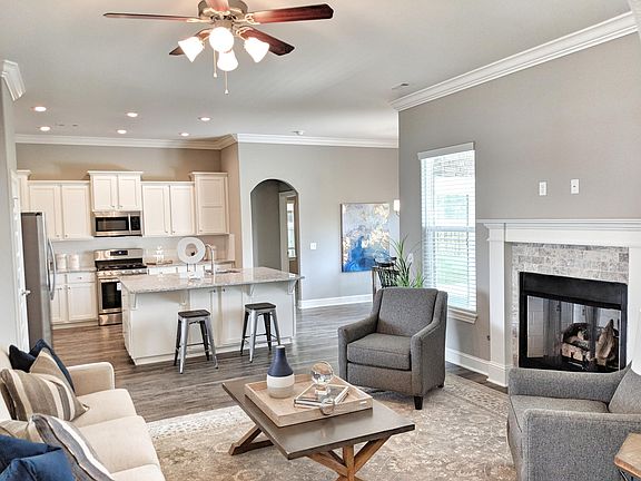 3rd image of 523 N Greylag Way