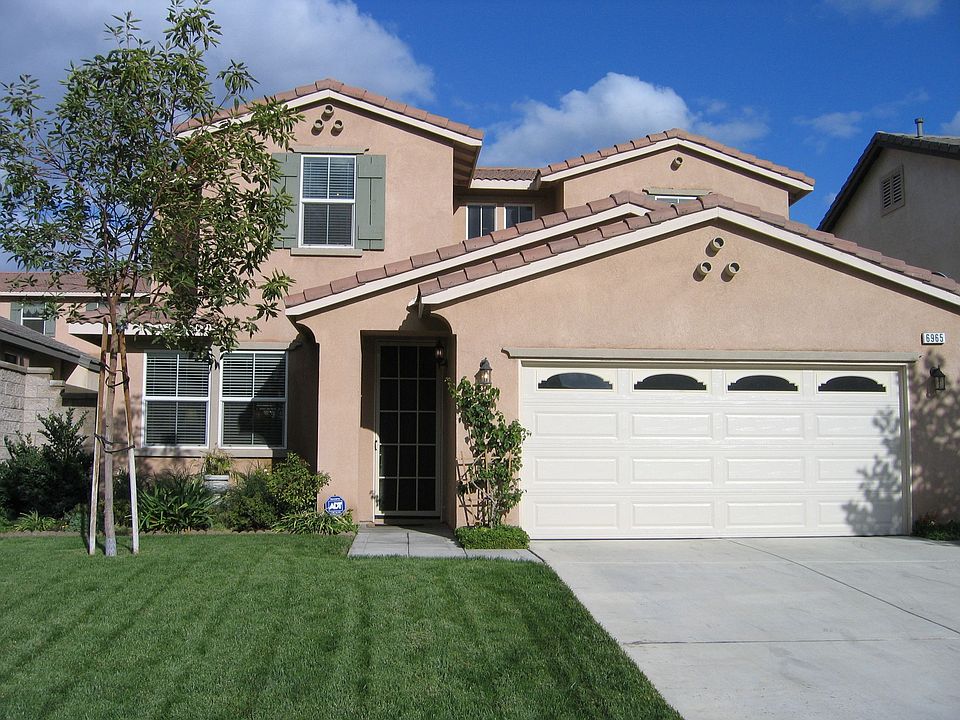 1st image of 6965 Lisa Dr