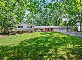 619 Sherwood Dr, Marion, VA 24354